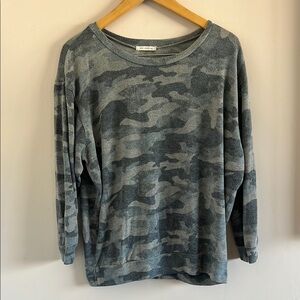 Enti Clothing Grey Camo Long Sleeve Top | Casual Soft Tee